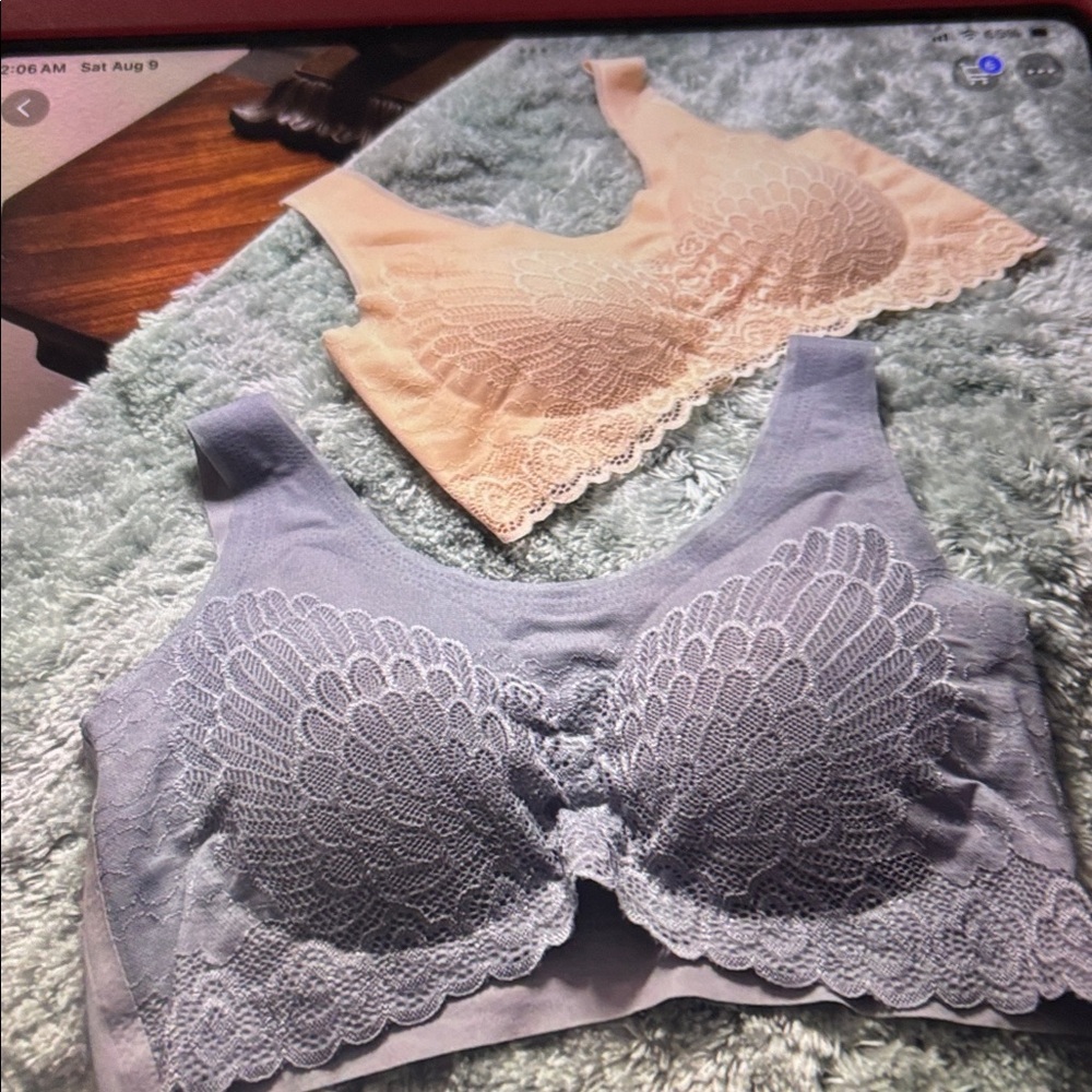 Source Unknown Lace Wireless Bra Set - Cream and Gray
